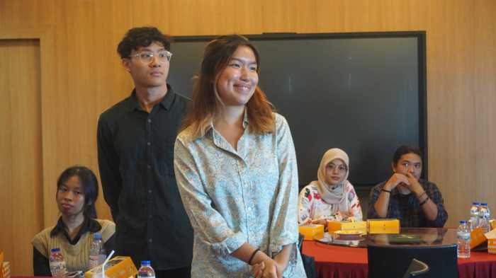 Rektor Unhas Sambut Mahasiswa Inbound dari National University of Singapore (NUS)