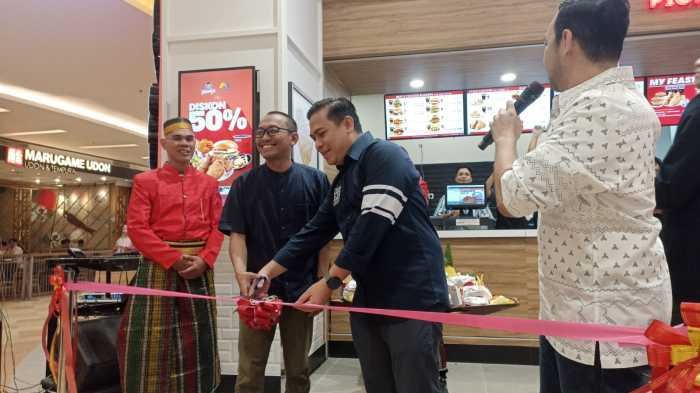 Wendys Reopening di Trans Studio Mall, Simak Promonya, Ada Combo Friend Chicken Buy 1 Get 1 Free