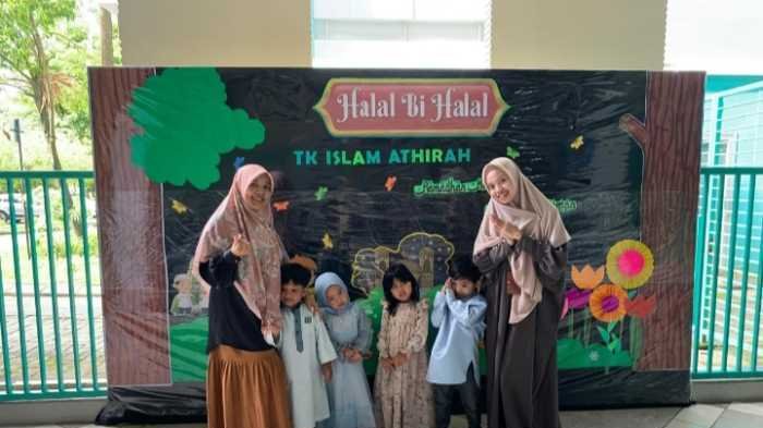 Laksanakan Halal Bi Halal, TK Islam Athirah Senangkan Murid