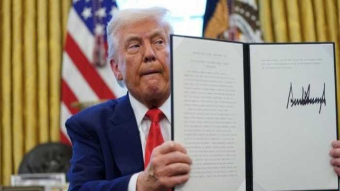 Trump Tetapkan Tarif Tinggi untuk Impor Barang Tiongkok, Capai 145 Persen