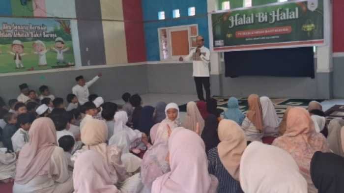 Kegiatan Halal Bi Halal TK Islam Athirah Hadirkan Kue Lebaran Lokal