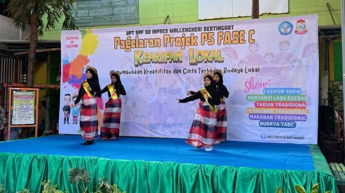 Siswa SD Inp Mallengkeri Bertingkat Gelar P5, Peragaan Busana Adat Daur Ulang hingga Budaya Tabe