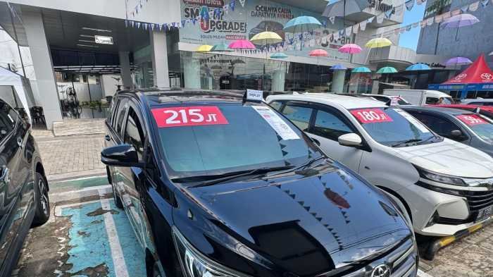 Avanza dan Innova Terlaris di Bazaar Mobil Bekas Toyota Trust Alauddin