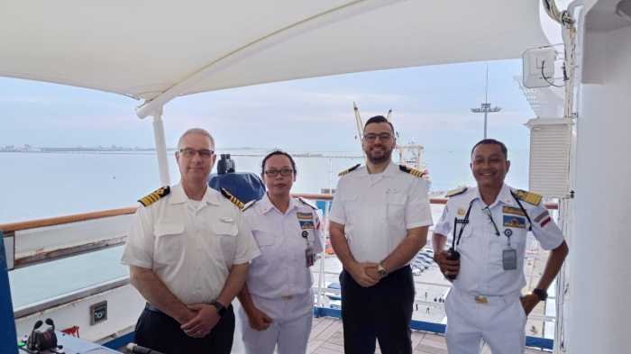 Aksi Tangguh Pandu Wanita SPJM, MV Star Voyager Sandar Mulus di Kuala Tanjung