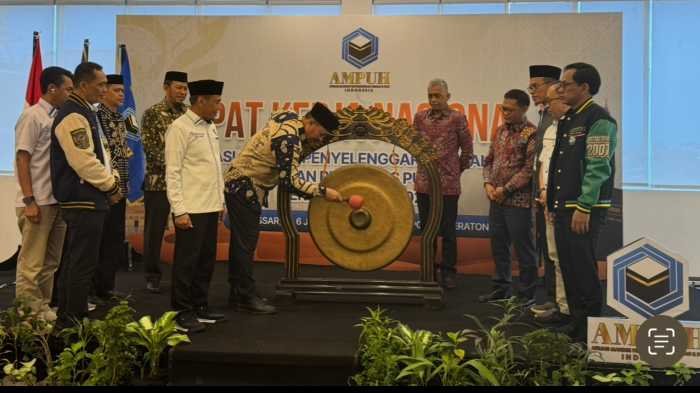 AMPUH Gelar Rakernas V di Makassar, Bahas Aturan Baru Umrah hingga Kondisi Kesehatan Jamaah Haji