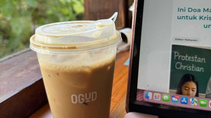 Nongkrong Nyaman Suasana Rumah di Cafe Ogud Ratulangi, Lagi Ada Promo Harga Kopi Mulai Rp10 Ribu! Ini Menunya