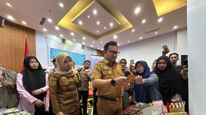 Pelaku UMKM Gowa Dilatih Mendesain Kemasan
