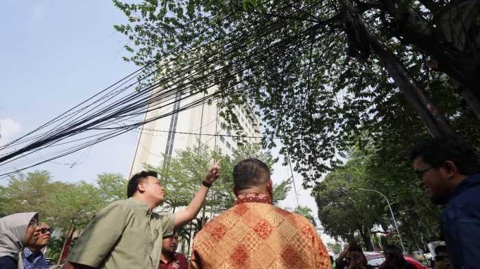Munafri Sidak Kabel Semrawut, Beri Ultimatum ISP Urus Izin dalam 7 Hari