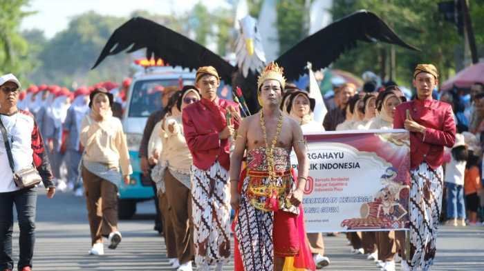 Teriknya Matahari Tidak Menghalangi 71 Tim Ikut Gerak Jalan Santai di Gowa