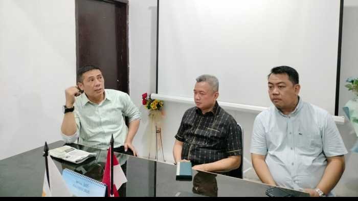 Terkumpul 80 Kantong, Donor Darah Apersi Sulsel Dihadiri Deng Ical