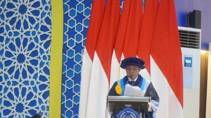 Hebat! Prof Hartono Bancong Jadi Guru Besar Fisika Unismuh di Usia 37, Bawakan Orasi Terkait Tansformasi Eksperimen Galileo