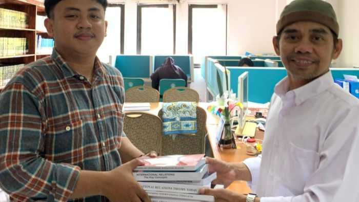 Gerakan Sumbang Buku Diku, Dari Semangat Kemerdekaan, Melawan Lupa, Menumbuhkan Tradisi Membaca
