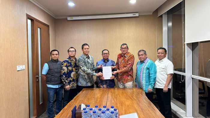 Pelindo Regional 4 dan Eastern Pearl Kerja Sama Tingkatkan Efisiensi Logistik dan Layanan Kepelabuhanan di KTI