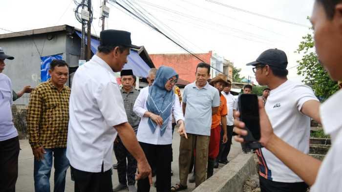 Bangunan Tutupi Drainase, Bupati Gowa Minta Pemerintah Setempat Cari Solusi 