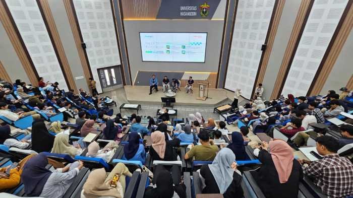 Telkomsel Ajak Mahasiswa UNHAS Siap Hadapi Era Digital Lewat Roadshow THRIVE Talenta Digital Indonesia