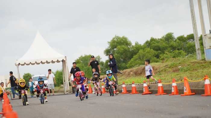 Lucu dan Seru! 46 Balita hingga Bocah Ikut Lomba Balance Bike di Tallasa City