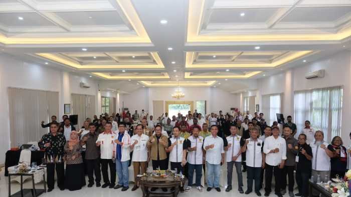 Darmawangsyah Muin : Karate Sulsel Harus Tembus Level Dunia 