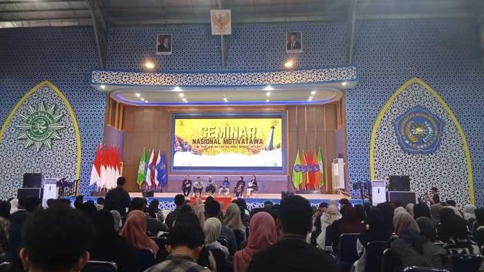 Seminar Nasional Motivatawa Dorong Kesadaran Kesehatan Mental dan Kepercayaan Diri di Makassar