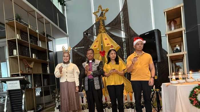Berbagi Cahaya dan Kasih, Mercure Makassar Nexa Pettarani Rayakan Natal Bersama Anak Panti Asuhan Murni