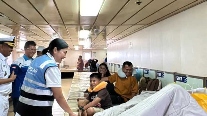 Direktur Utama PELNI Tinjau Kesiapan KM Nggapulu Hadapi Angkutan Natal 2025 dan Tahun Baru 2026