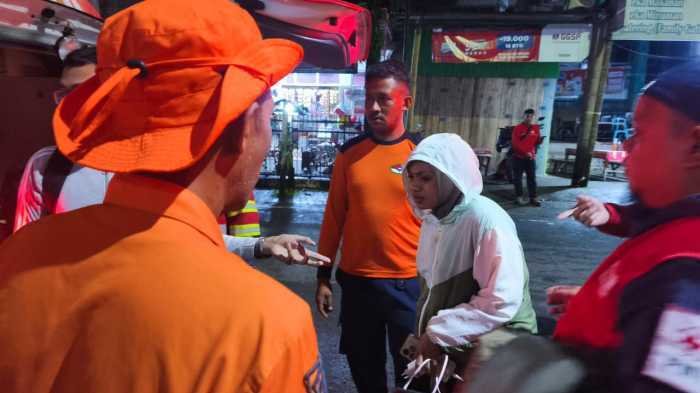 Banjir Bandang Jeneberang 13 Warga Terjebak di Kawasan Air Terjun Barayya, BPBD Makassar Sukses Evakuasi 
