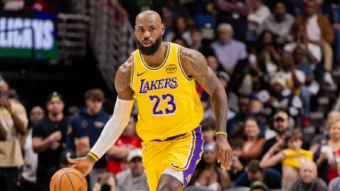 Umur 41 Tahun, LeBron James Bikin NBA Heboh: Status Main Selalu ‘TBD’ di Laga Back-to-Back!