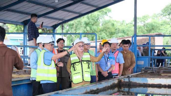 Respon Keluhan Warga, Bupati Gowa Minta PDAM Tingkatkan Kualitas Layanan 