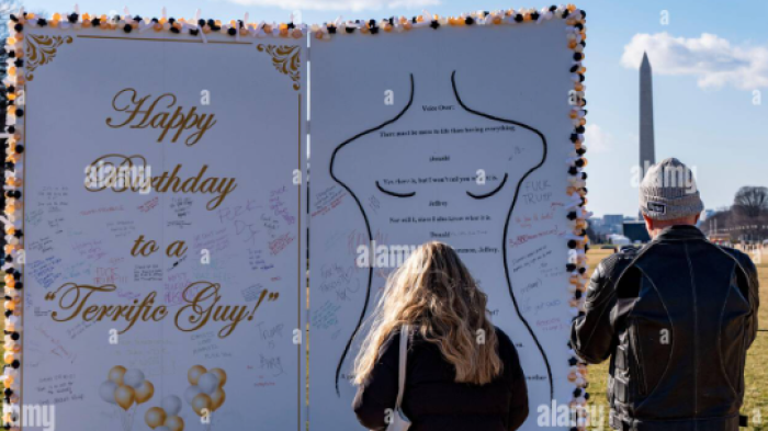 Instalasi di National Mall Angkat Luka Lama Kasus Jeffrey Epstein, Soroti Korban Kekerasan Seksual yang Terlupakan