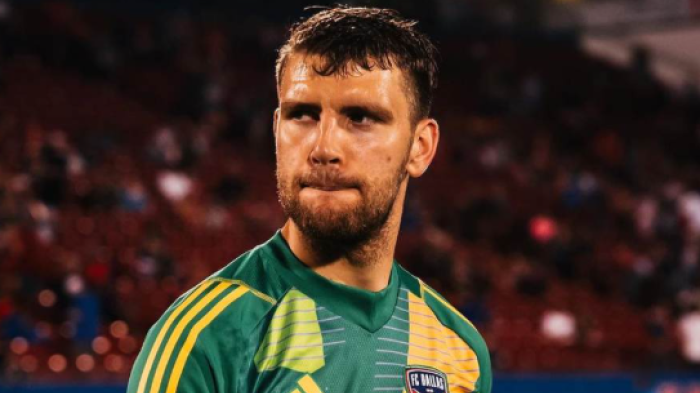 Maarten Paes Bersiap Hadapi Tantangan Baru di Ajax: Dari MLS ke Eredivisie