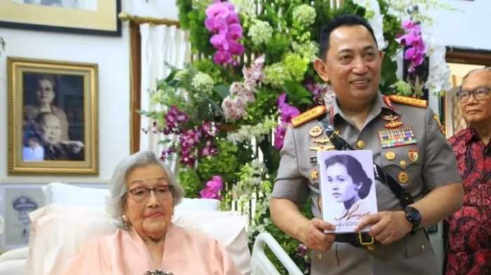 Eyang Meri Hoegeng Meninggal Dunia, Istri Jenderal Hoegeng Teladan Sunyi di Balik Sosok Legendaris Polri