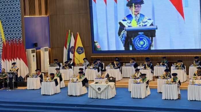 Unismuh Makassar Lepas 692 Lulusan Baru di Wisuda ke-87