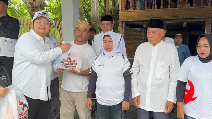 Safari Ramadan di Jeneponto, PSI Sulsel Berbagi di Tengah Hujan