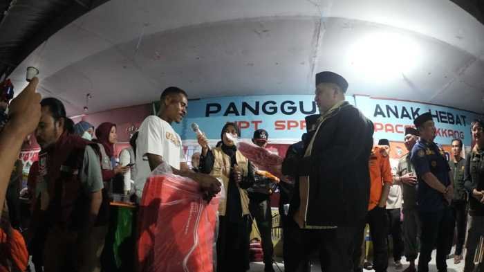 Tinjau Posko Banjir Biringkanaya Pukul 22.35 Wita, Munafri Pastikan 229 Warga Terlayani