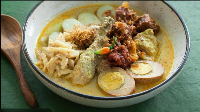 Lontong Cap Go Meh, Simbol Akulturasi Tionghoa-Jawa yang Tetap Bertahan di Meja Perayaan