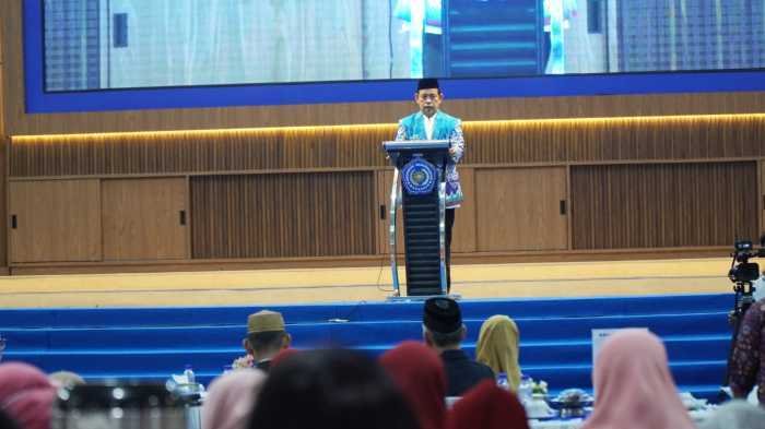 Pererat Silaturahmi dan Kekeluargaan, 1.000 Dosen, Staff, hingga Sesepuh Unismuh Makassar Buka Puasa Bersama