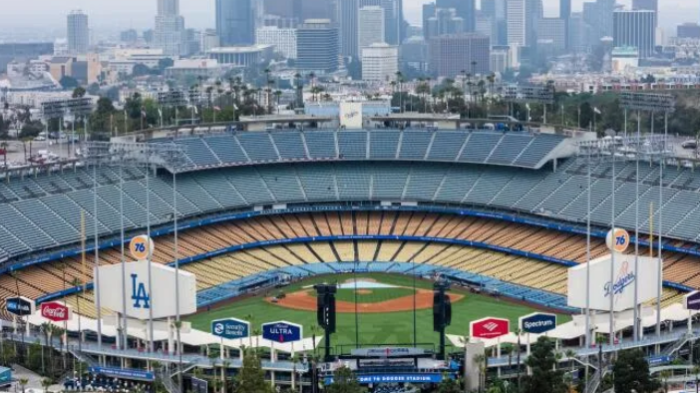 Invasi Brand Jepang di MLB: Uniqlo Masuk Dodger Stadium, Efek Ohtani Economy Makin Terasa