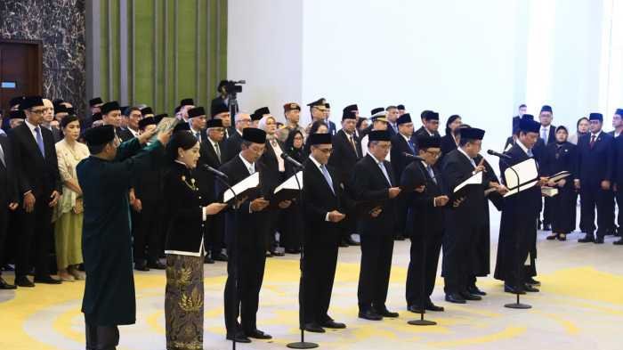 Pengucapan Sumpah Jabatan, Tujuh Anggota Dewan Komisioner OJK Resmi Bertugas