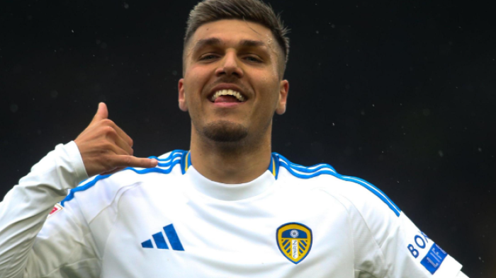 Joel Piroe di Persimpangan: Dari Mesin Gol Championship ke Aset Tukar Leeds United