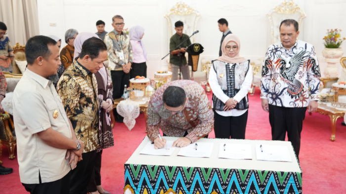 Wali Kota Makassar Teken Kerja Sama PSEL Disaksikan Menteri LH, 1.000 Ton Sampah Bakal Jadi 25 MW Listrik