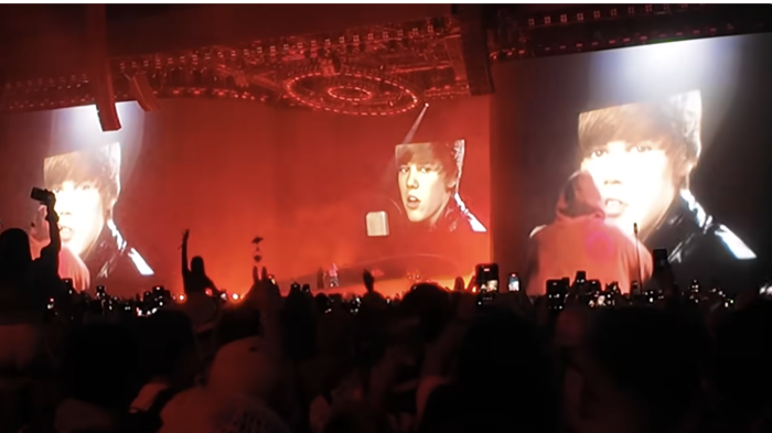 VIDEO: Lengkap, Ini Video Momen Justin Bieber Duet dengan Diri Kecilnya di Coachella 2026 yang Jadi Sorotan