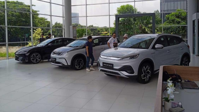 Akhir Era Insentif Penuh: Kendaraan Listrik Kini Hadapi Pajak, Daerah Siapkan Penyeimbang