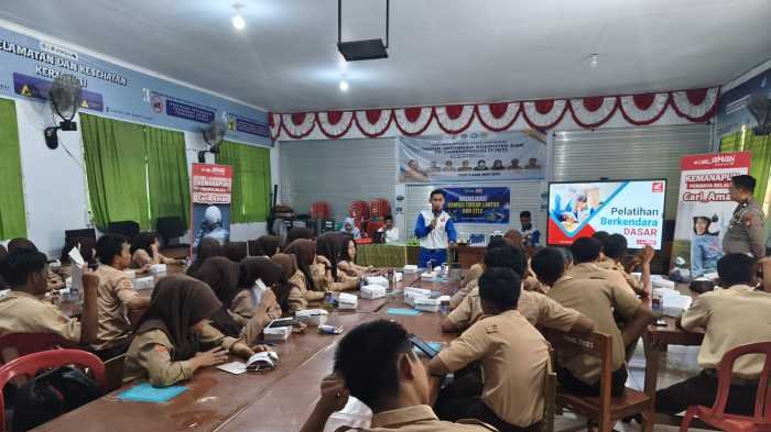 40 Siswa SMKN 1 Gowa Ikut Safety Riding Asmo Sulsel