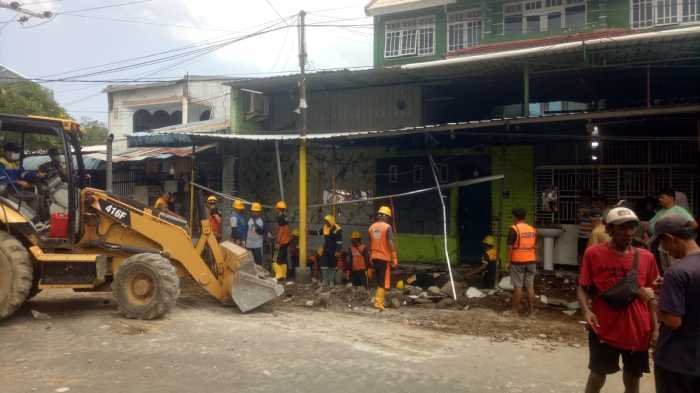 Distaru Makassar Tertibkan Bangunan di Atas Drainase Jalan Sunu, Upaya Pulihkan Fungsi Saluran dan Kurangi Risiko Banjir