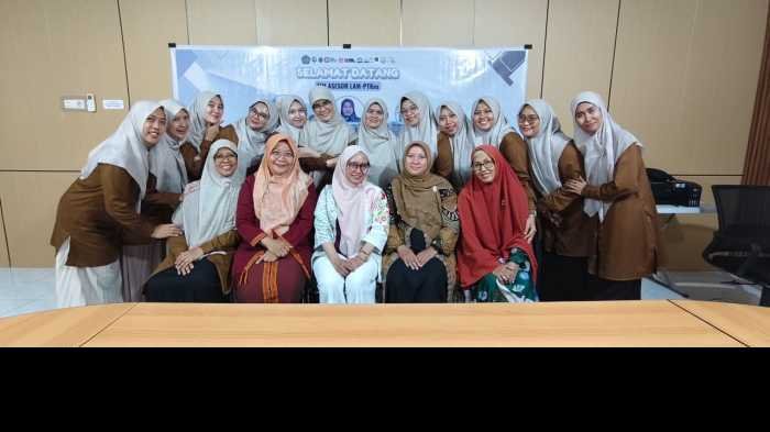 Baru Berdiri, Prodi Pendidikan Profesi Bidan Unismuh Langsung Raih Akreditasi Unggul