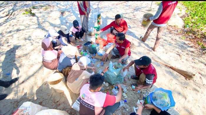 Kecamatan Ujung Pandang Edukasi Warga Pulau Lae-Lae Pilah Sampah, 353,1 Kg Berhasil Dikumpulkan