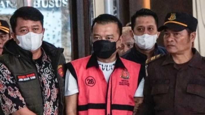 Usai Diperiksa, Don Ritto Resmi Ditahan di Rutan Kejaksaan Agung