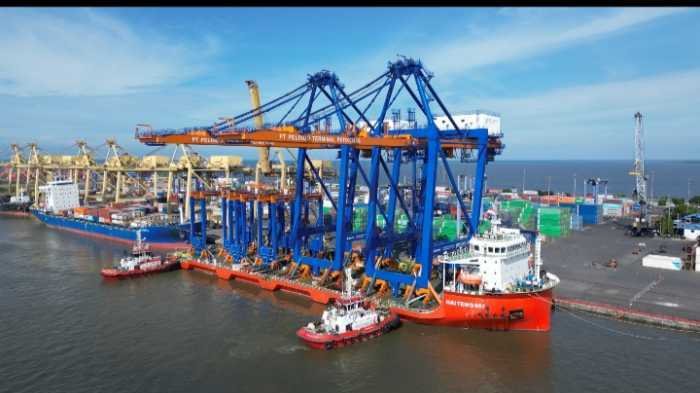 Pelindo Marine Dukung Kedatangan Alat Bongkar Muat Modern untuk Perkuat Layanan Pelabuhan