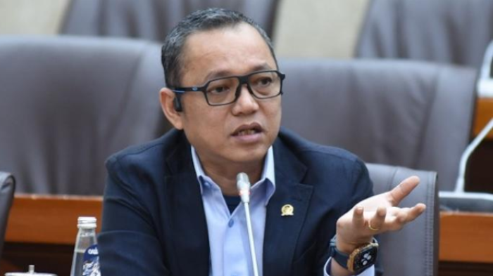 Ribut Deddy Sitorus dan Wartawan DPR