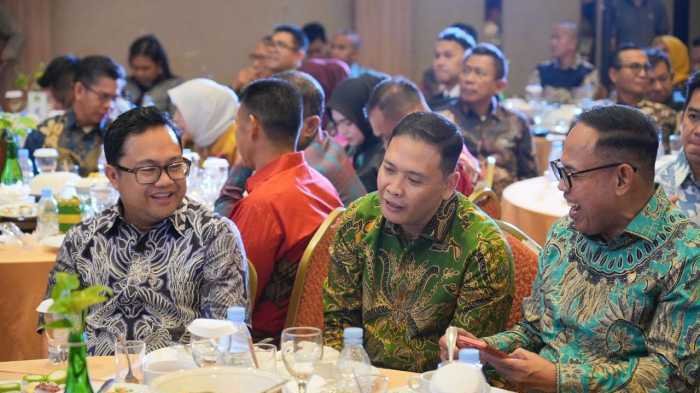 Bersama Ketua TP PKK Gowa, Wakil Bupati Darmawangsyah Muin Hadiri Sertijab Danrem Toddopuli 