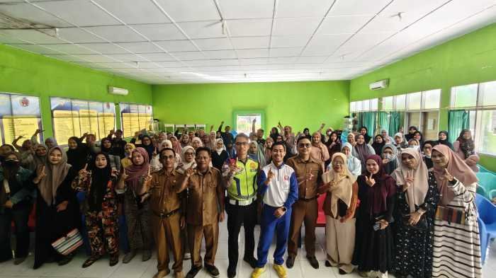 Asmo Sulsel Edukasi 40 Orang Tua dan Wali Murid SMKN 3 Gowa soal Safety Riding